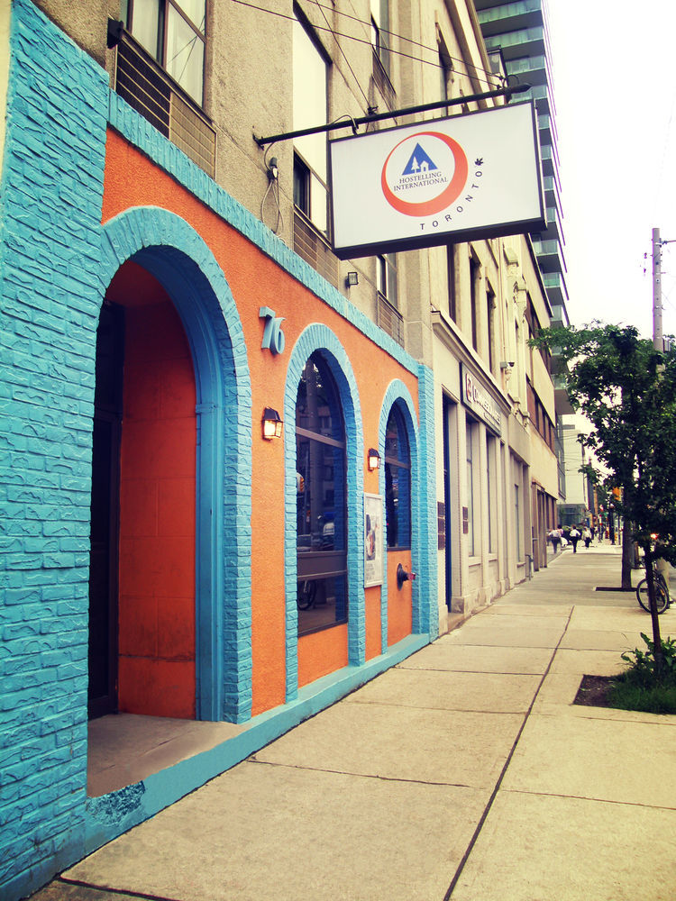 Hi Toronto Hostel Exterior photo